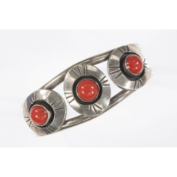 Navajo Sterling Silver Red Coral Cuff Bracelet Go… - image 3