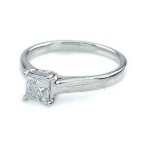 0.75 ct Princess-Cut Diamond Solitaire 14k White Gold Ring Size 7 w/ IGI Cert