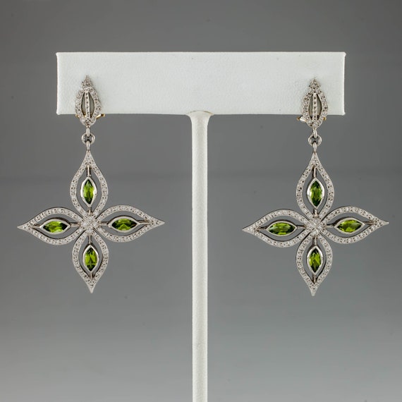 Beautiful Peridot and Diamond Star Dangle Earring… - image 3