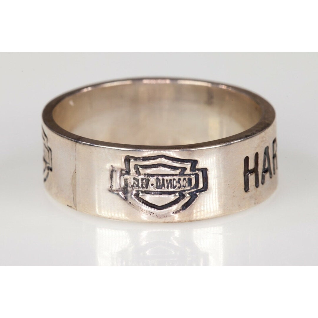 ギフトにも♪【Harley Davidson】Flat Chain Thick Band Ring Amazon.com: Harley-Davidson Men's Flat Chain Thick Band Ring
