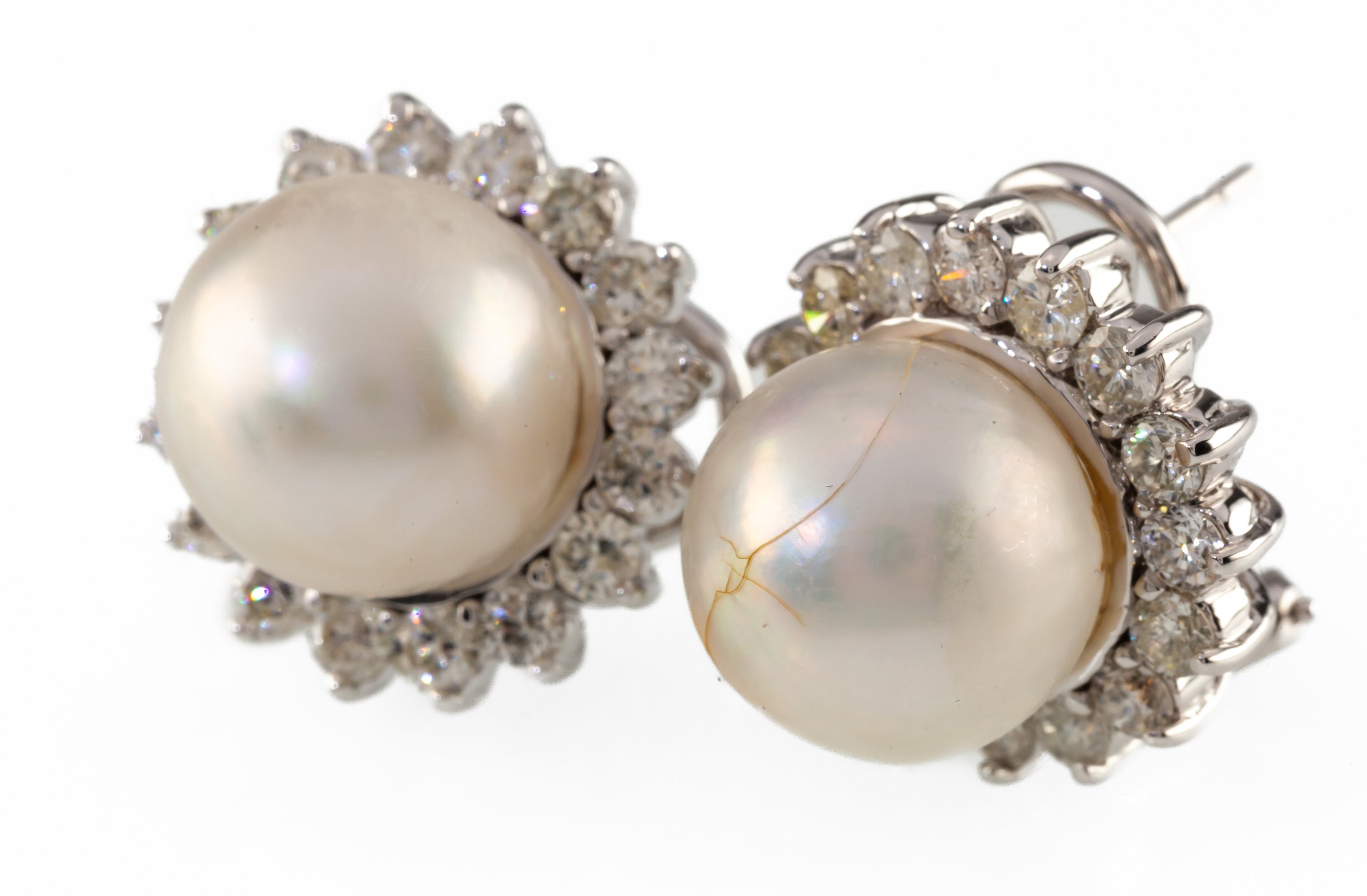 14k White Gold South Sea Cultured Pearl & 2.70 Carats