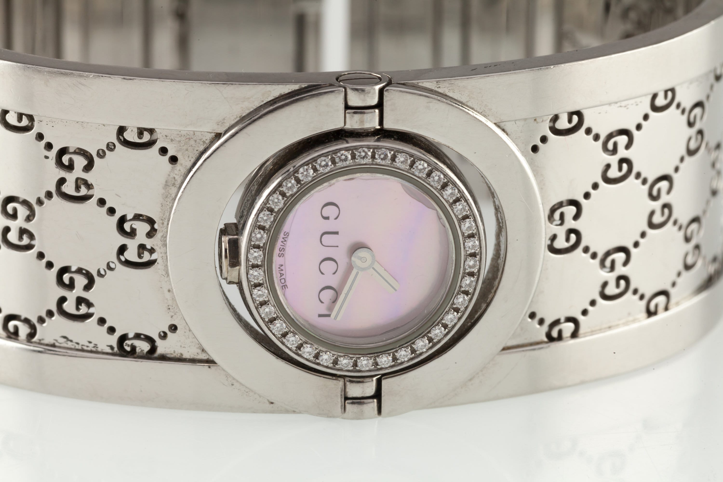 Gucci twirl online diamond watch