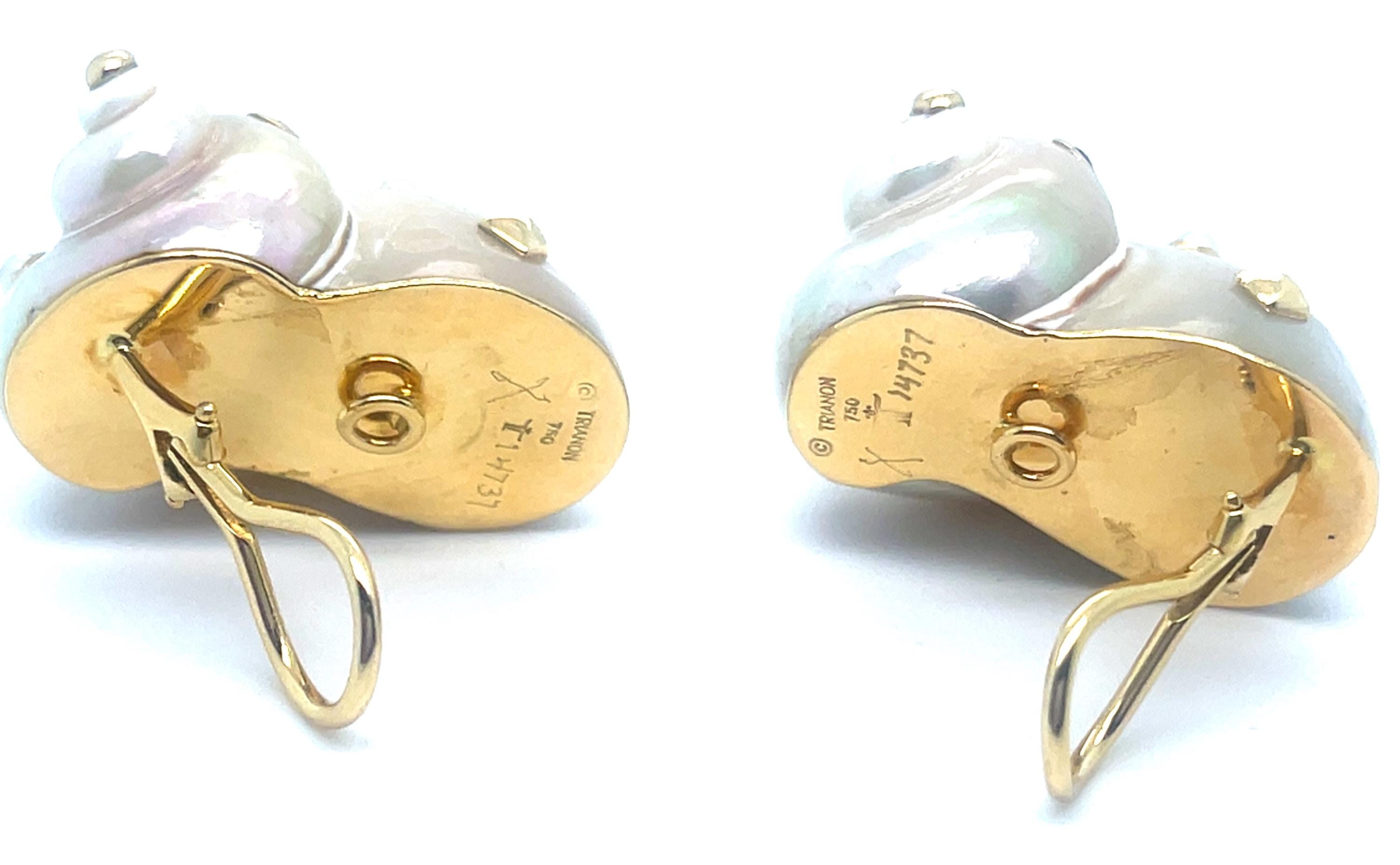 Astra Earrings In Carneian Or Mother Of Pearl By Lunasol
