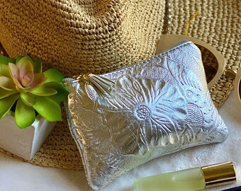 Small makeup bag for purse - small cosmetic bag - woman zipper pouch - gift for her-Embossed authentic leather woman pouch