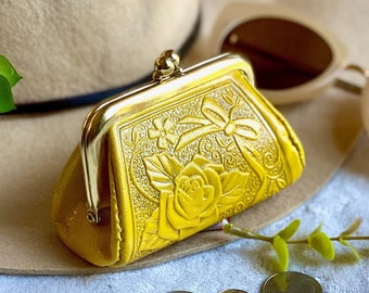 Handmade leather vintage style coin purse • gifts for mom • coin purse