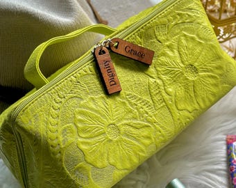 Handcrafted Leather Makeup Bag Organizer • Custom Cosmetic Bag • Personalized Gift for Her