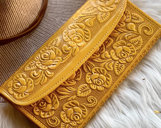 Mediterranean Summer Wallet • Floral Embossed Leather Wallet • Personalized Gift for Mom • Leather Anniversary Gift for Her