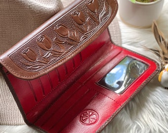 Handmade Tulip Embossed Leather Women's Wallet • Sustainable Floral Wallet