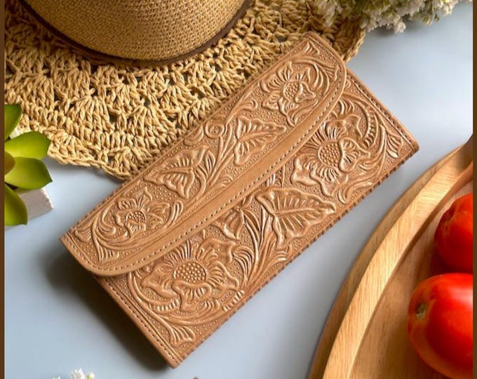 Embossed Floral Leather Wallet for Women: Handmade Boho Style