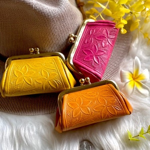 Clasp coin purse	leather change purse	plumeria coin purse	vintage style purse	coin purse clasp	vintage coin purse	leather coin purse	gift for her	coin purse	coin bank	coin pouch	gifts for her	kiss lock