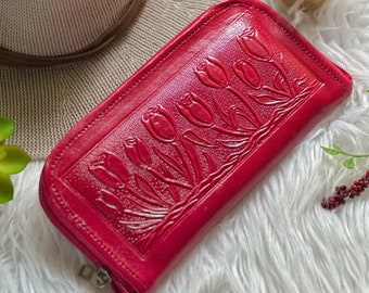 Embossed Tulip Leather Zip Around Wallet for Women, Personalized Floral Leather Wallet, Mothers Day Gift for Mom