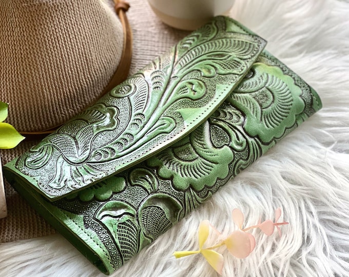 Boho Leather Women's Wallets • Engraved wallet  • personalized gifts for mom