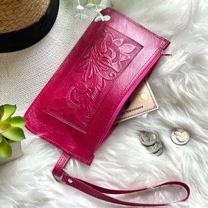 Leather wristlet wallet - Wristlet wallet women - woman wallet - Wristlet clutch - Cellphone purse - leather clutch - gift for her