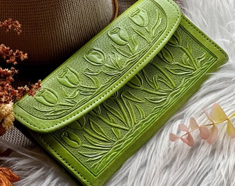 Floral Embossed Leather Wallet for Women: Sustainable Long Wallet