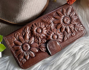 Handmade Embossed leather Sunflowers wallets for women •  Personalized Gifts for her  • Cottage core wallets