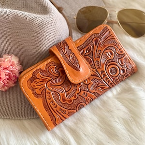 Handmade sustainable authentic leather women wallets • Tooled bohemian wallets • Gifts for her