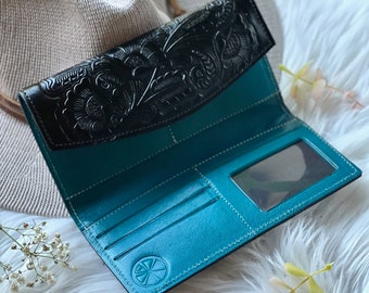 Leather wallets for women • woman wallets • gifts for her • leather gifts for her