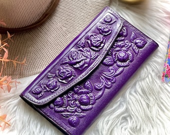 Handmade leather woman wallet • Roses leather Wallets for women • personalized gifts for her • vintage style wallets