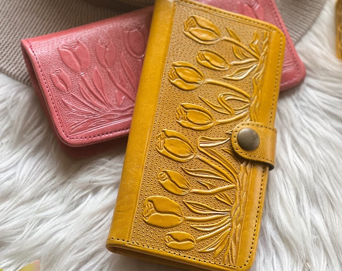 Tulips embossed cute bifold wallets for her • floral leather wallets for women cute • wallets for women leather • leather anniversary gifts