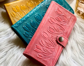 Tulips embossed cute bifold wallets for her • floral leather wallets for women cute • wallets for women leather • leather anniversary gifts