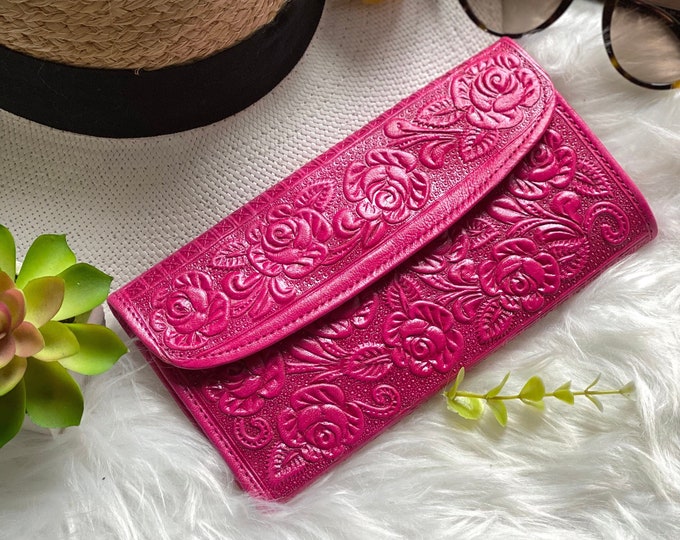 Handcrafted Embossed Leather Wallet for Women • Vintage Floral Cottagecore Wallet • Personalized Gift for Mom & Anniversaries