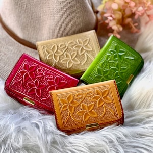 Small leather wallets for women • gifts for her • credit card holder