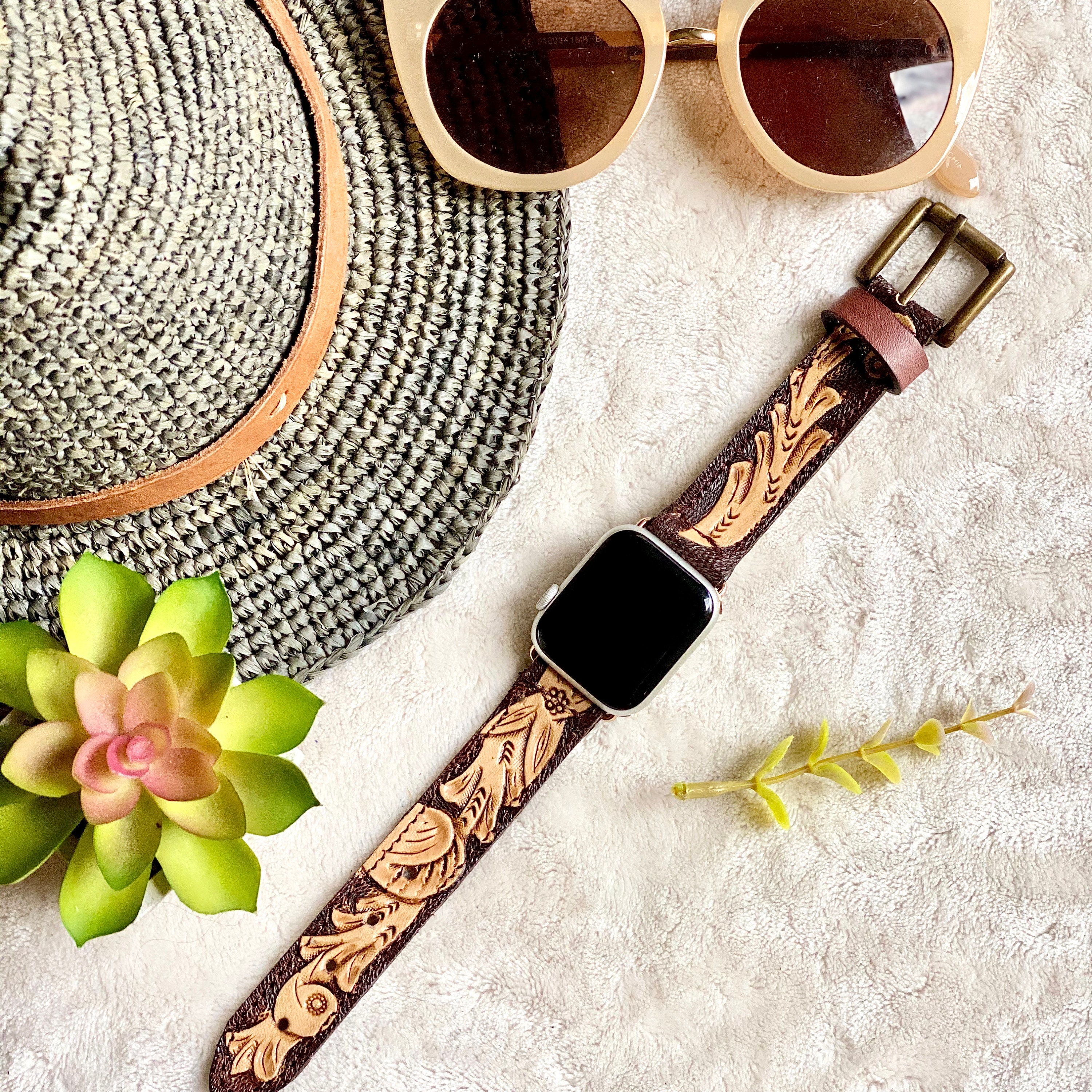 Handmade Tooled Apple Watch Band / Leather watch band. / Apple Watch 38