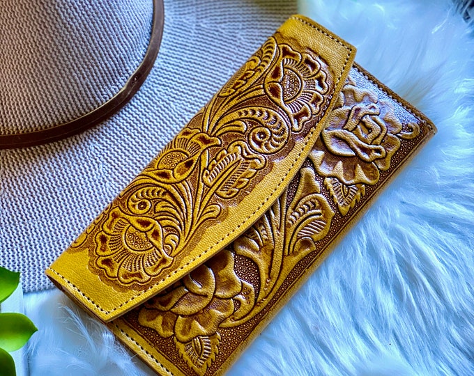 Leather wallets for women • Tooled leather wallets • western style wallet • bohemian wallet for woman