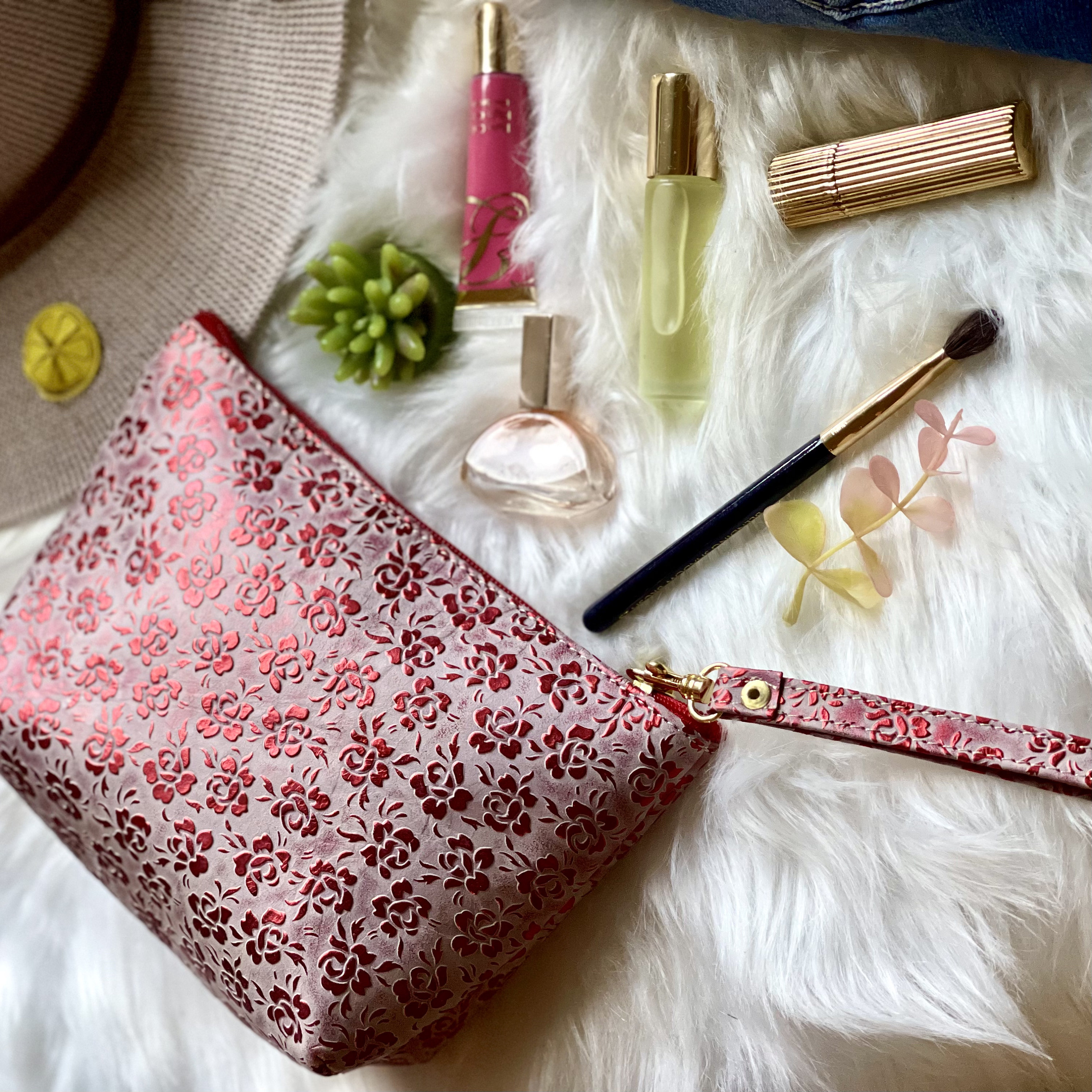 Handmade Embossed Leather Makeup BagsGifts for herCosmetic Bag