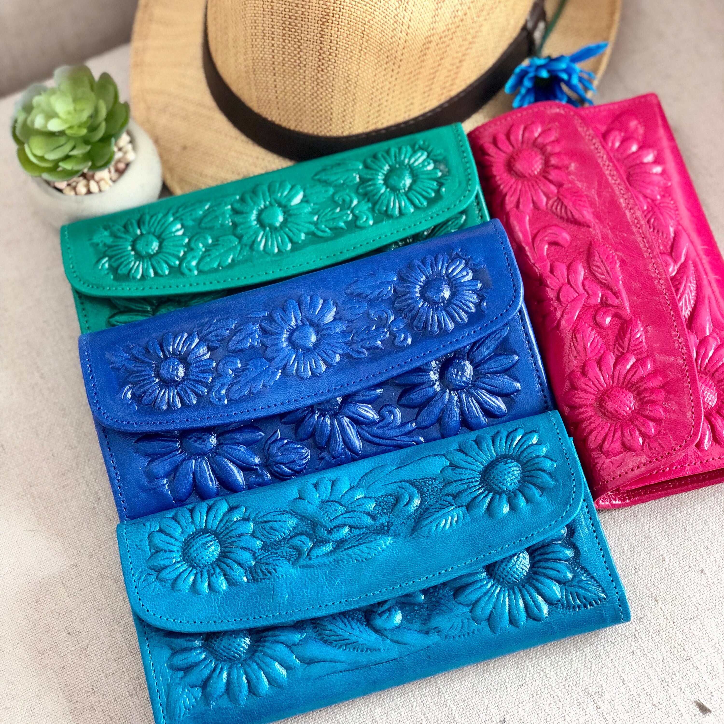 women's wallet Vintage Wallet Tooled Woman Wallet Bifold Wallet Leather