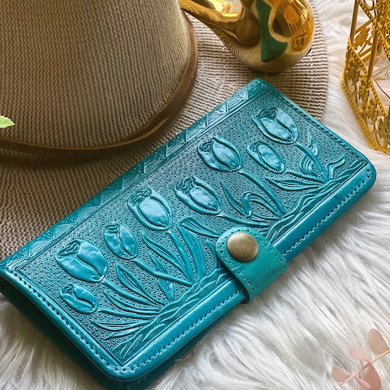 Personalized Handwriting Leather Wallet, Embossed Tulip Wallet for Her