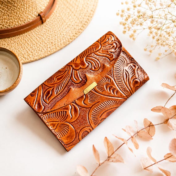 Small Leather Wallet for Women, Floral Embossed Compact Card and Coin Purse