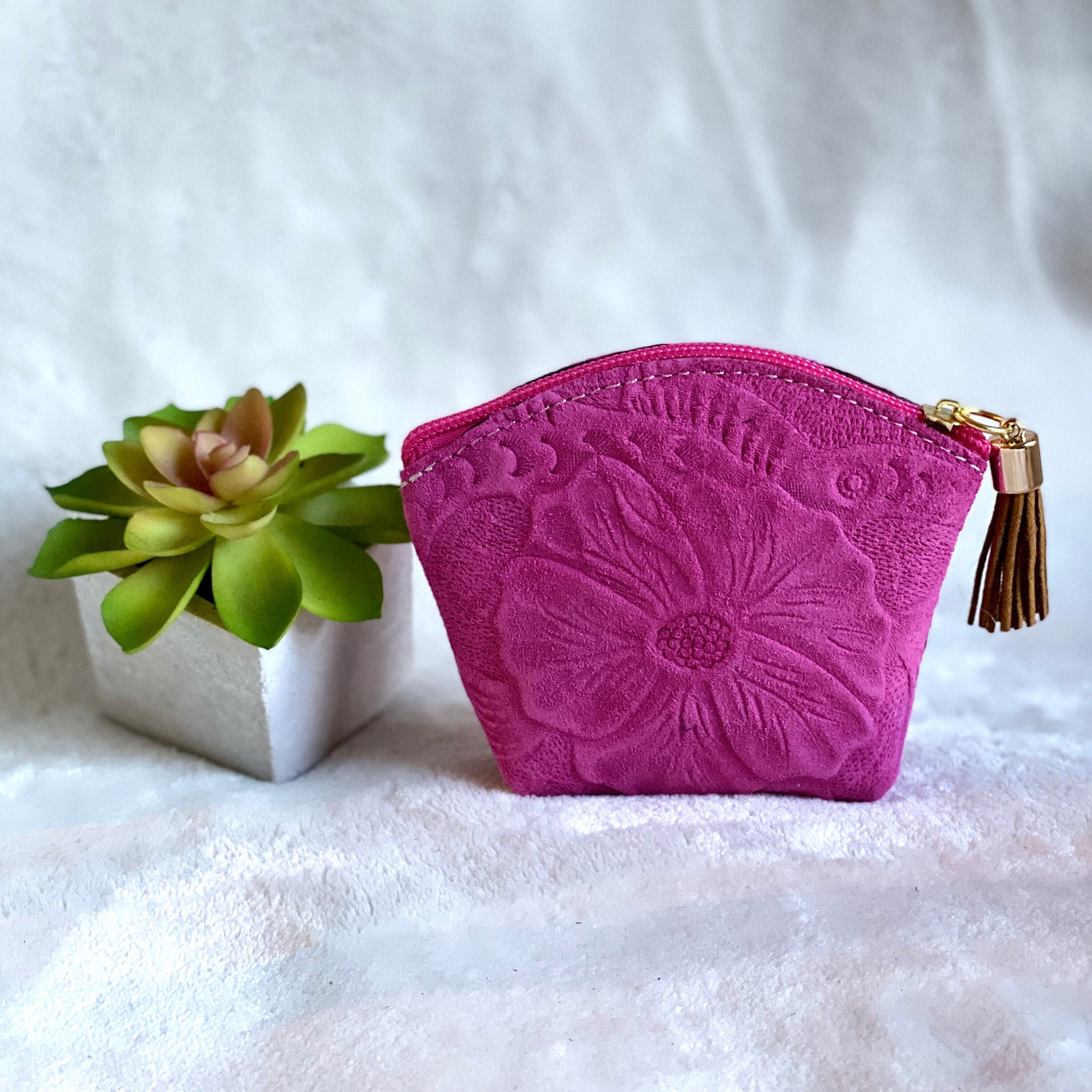 Embossed leather Pouch bag Travel pouch Woman leather pouch