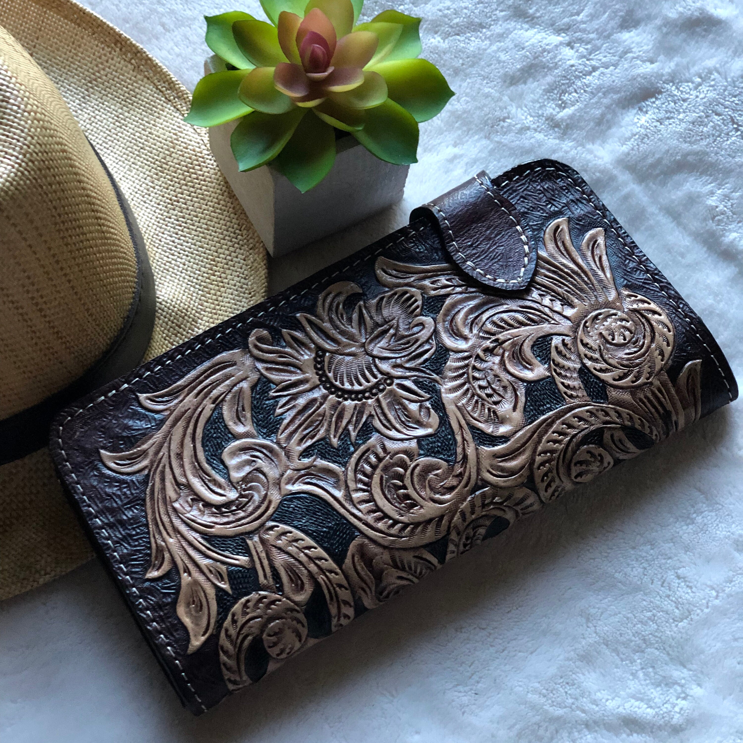 Tooled Leather Wallet*Flowers Wallet*Leather Woman Wallet*Flowers