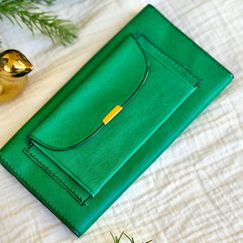 Slim Leather Wallet for Women with Clasp • Vintage Style, Personalized Handmade Wallet image 2