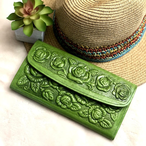 Handmade Leather Wallet with Floral Engraving - Sustainable Women's Wallet