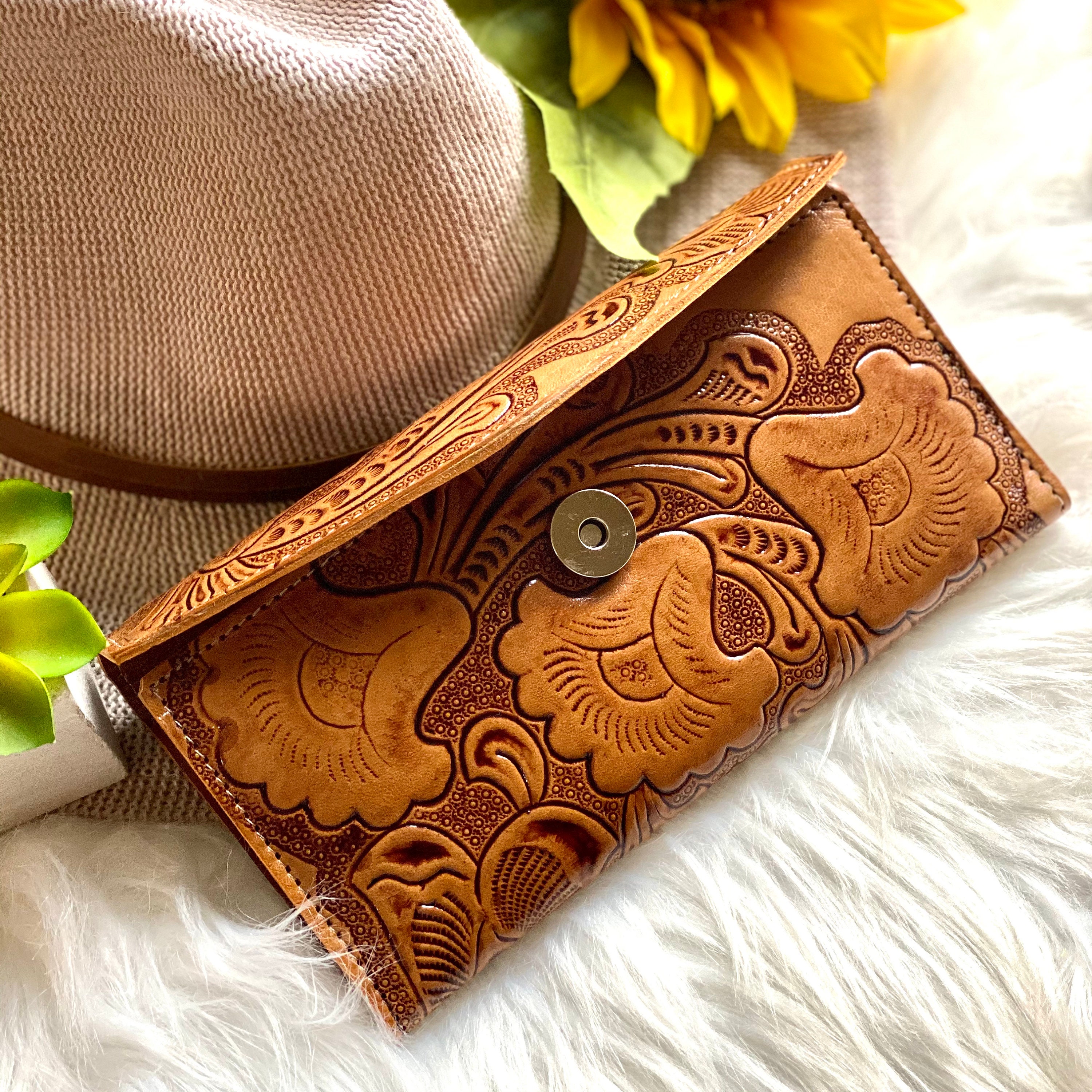 Boho Leather Womens Wallets • Engraved Wallet • T For Mom