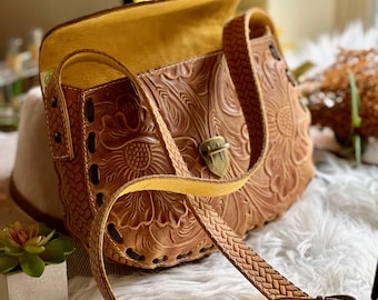 Crossbody bag•  Leather HandBag • Western gifts • Small Leather Purse • Personalized gift for her