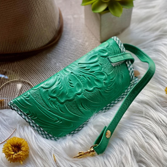 Handmade Leather Glasses Case, Soft Eyeglass Pouch, Travel Sunglasses Holder