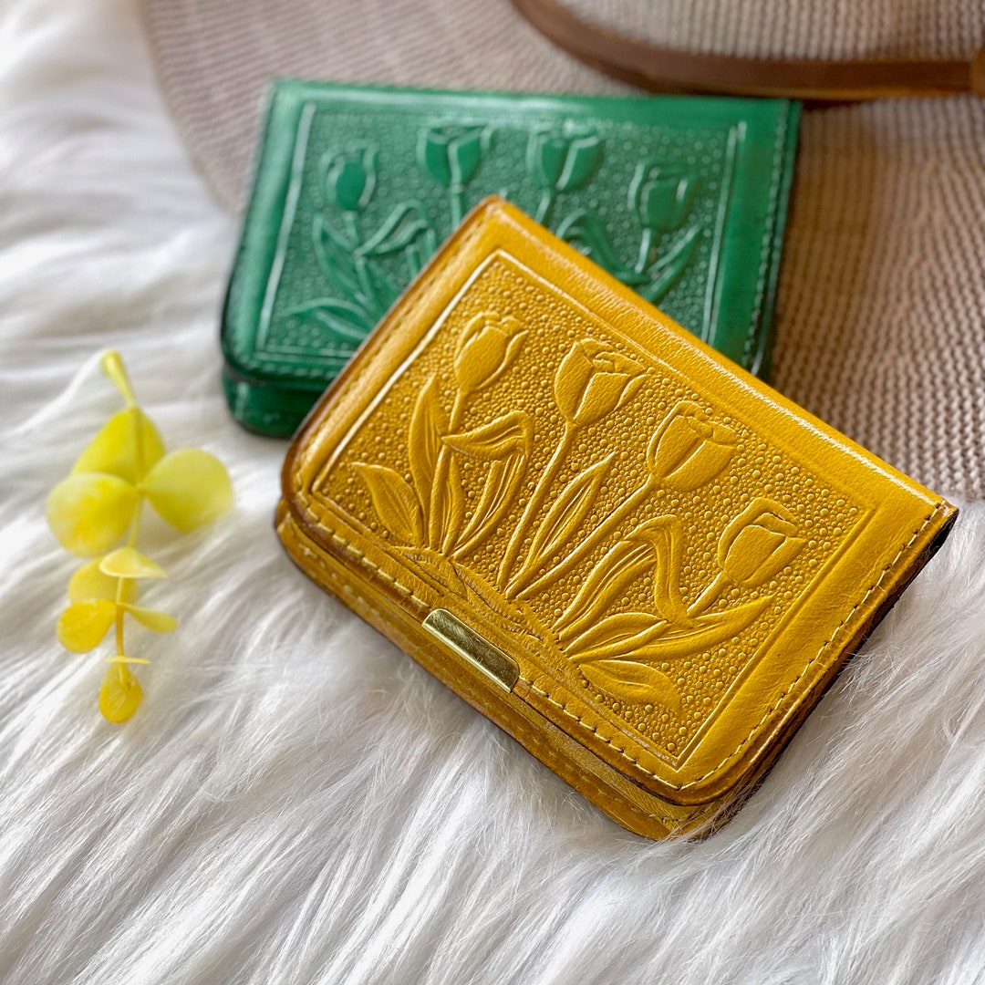 Floral printed wallet