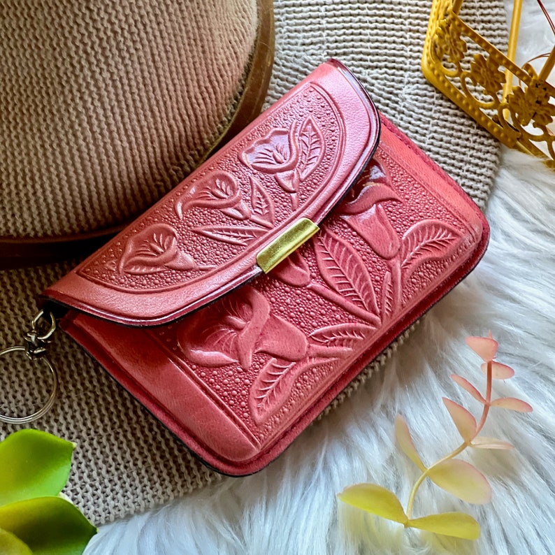 pink Vintage Style leather key ring coin purse • Key pouch • Key ring wallet • small wallet • gifts for women