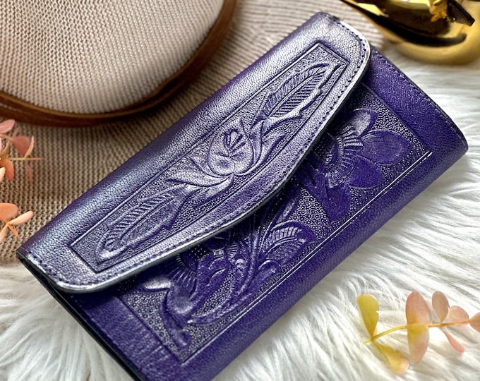Embossed leather cute wallets for women •  personalized wallets • Vintages style wallets • ladies wallets • personalized gifts