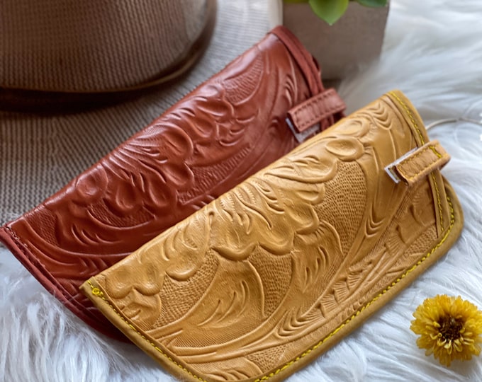 Women's tooled soft leather glasses case • sunglasses case • reading glasses case • personalized glasses case • gifts for her