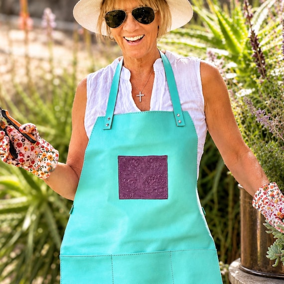 Personalized Leather Apron for Women - Gardening & Artist Apron with Pockets - Unique Gift for Gardener, Potter or Creative Woman
