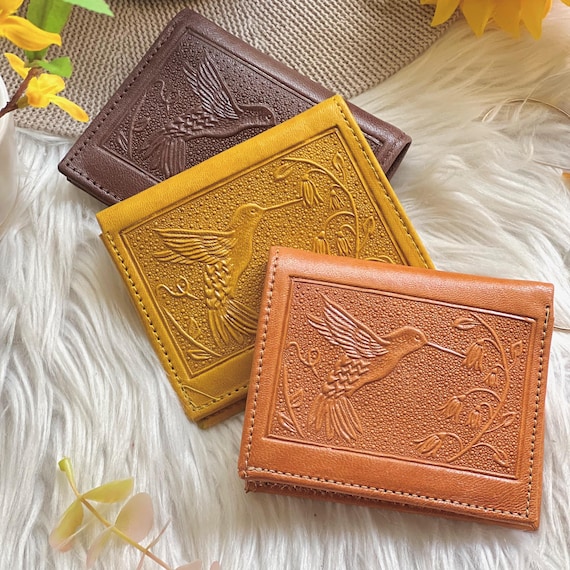 Embossed Hummingbird Leather Wallet: Small Credit Card Holder