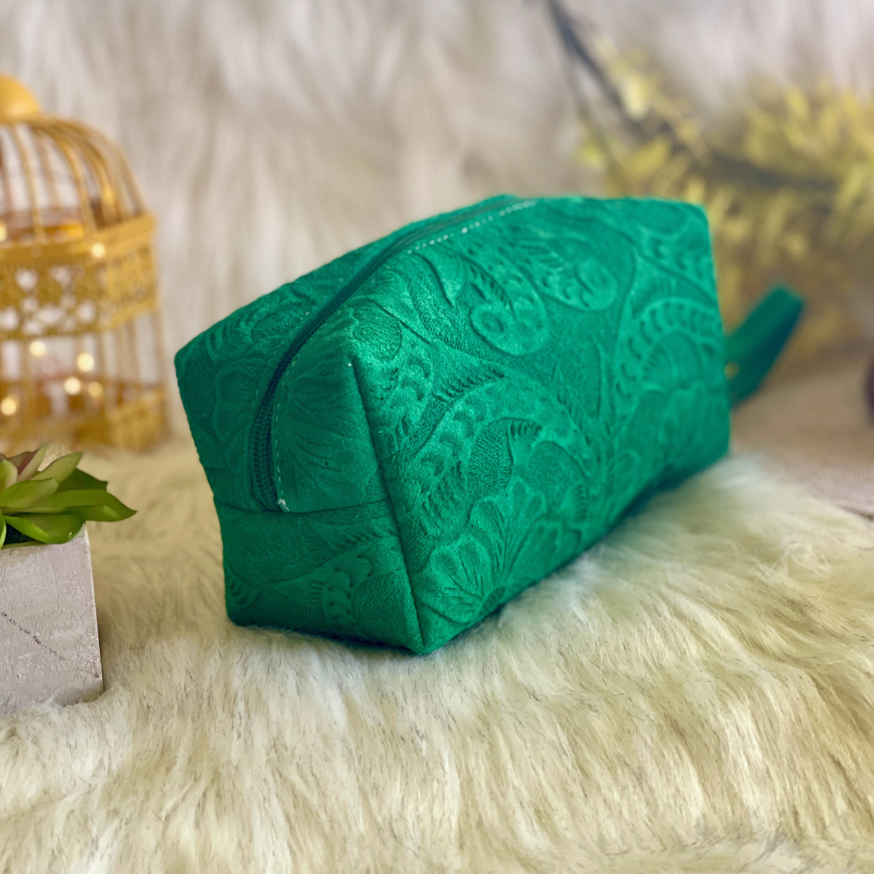 Handmade sustainable tooled leather makeup bag • cosmetic bag • Travel