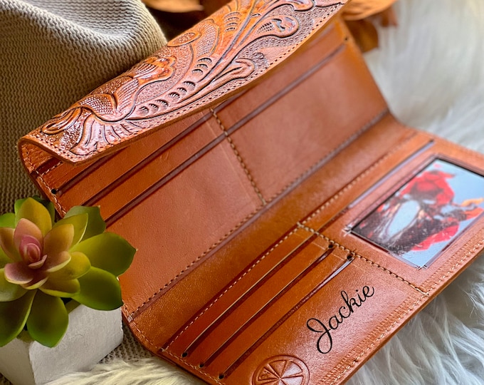 Handmade carved leather woman wallet • woman leather wallet • personalized gifts for her