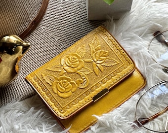 Graduation Gift for Her • Small Leather Wallet • Personalized Minimalist Wallet