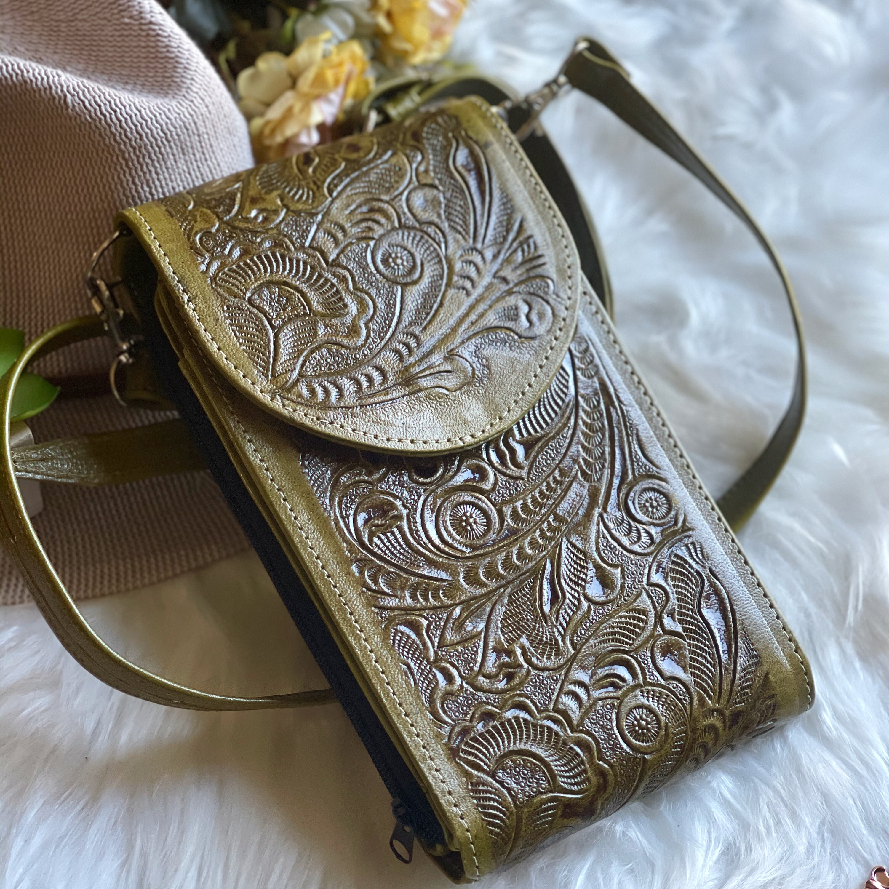 Leather Crossbody bag • Handmade Leather Crossbody • Small Bag • Boho