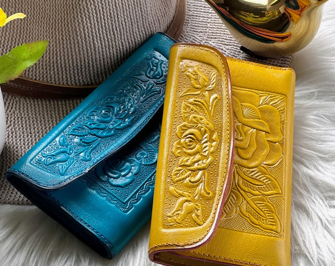 Leather women's wallet • women small wallet • woman wallet • cute small wallets • leather gifts